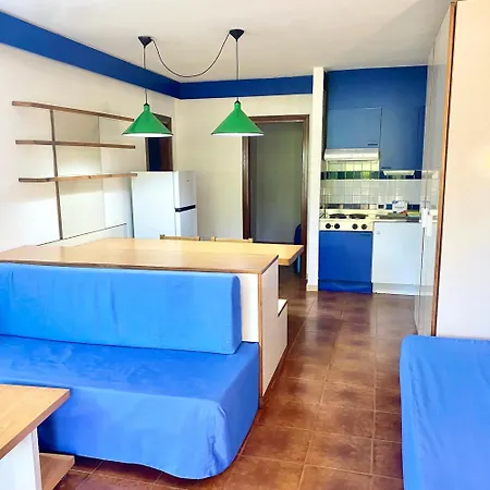 公寓式酒店 With Pool And In 3*