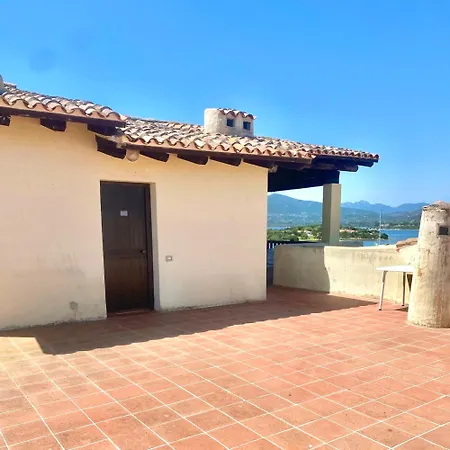 公寓式酒店 With Pool And In 3*